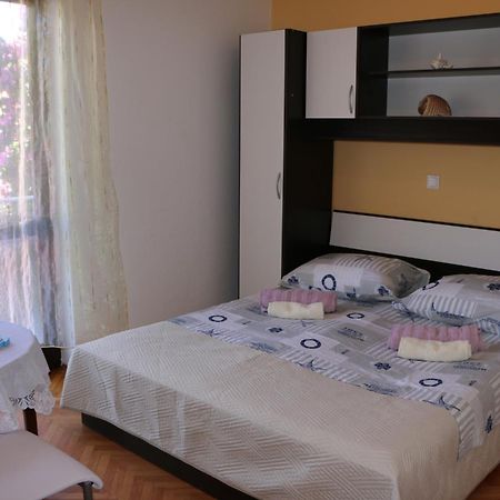 Apartments Milatic Jelsa  Luaran gambar